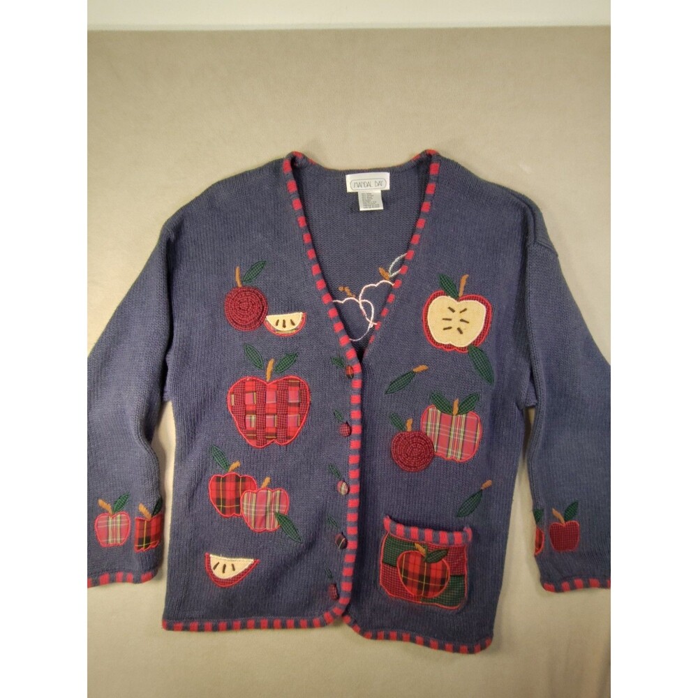 Vintage Embroidered Apple Plaid Cardigan Knit Pocket Cottagecore Grandma Sweater